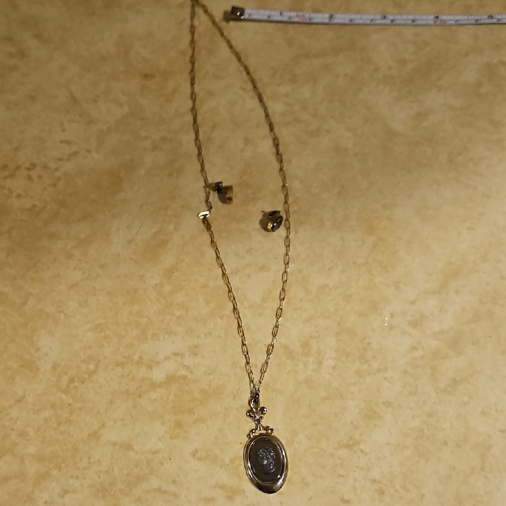 Black Cameo Oval Pendant Necklace